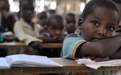 EN SUE ABOGADOS NOS COMPROMETEMOS CON LA EDUCACIÓN DE LOS MÁS NECESITADOS